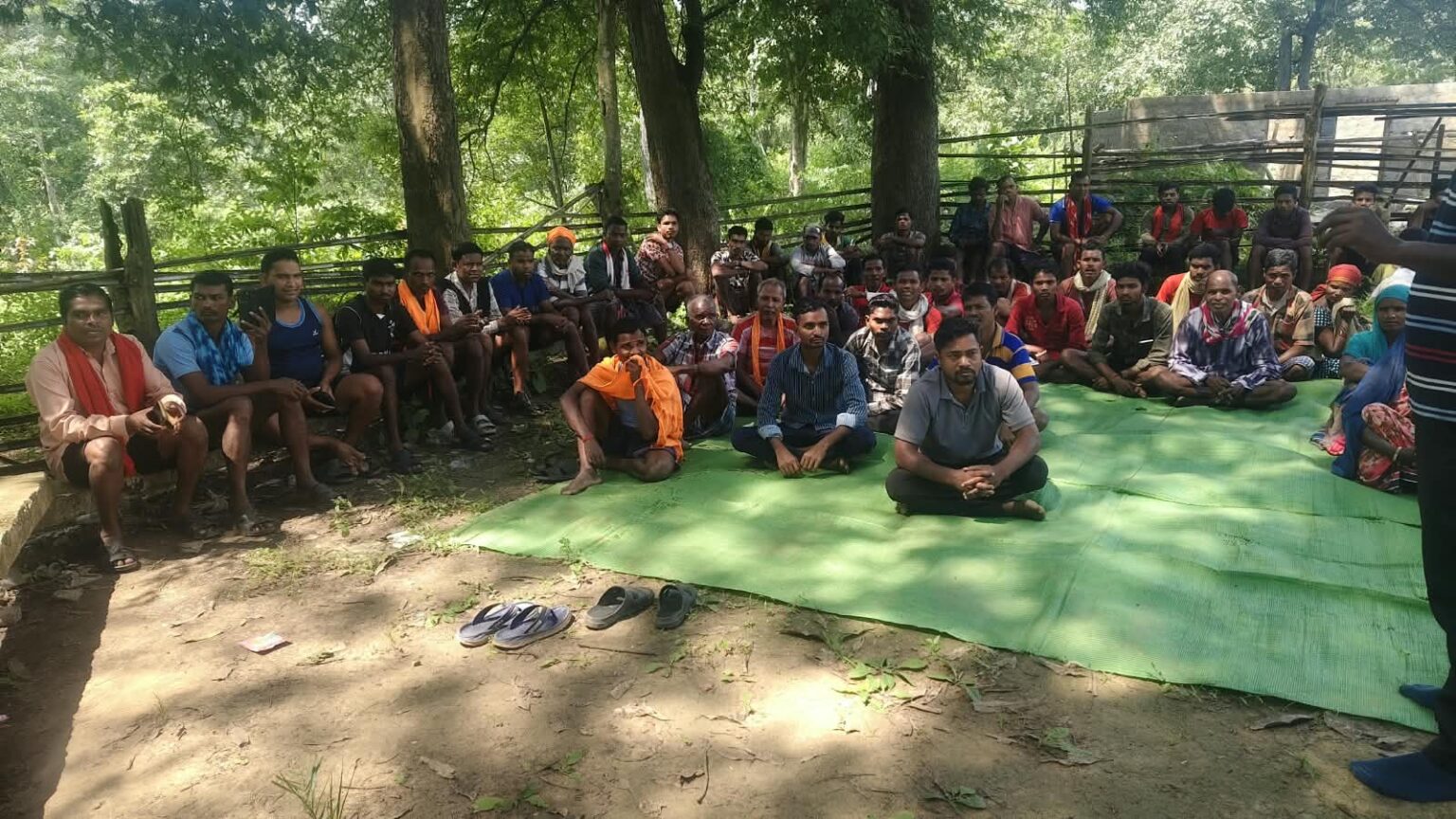 जिला पंचायत सदस्य राकेश उसेंडी के सामने ग्रामीणों ने रखीं वर्षों पुरानी समस्याएं