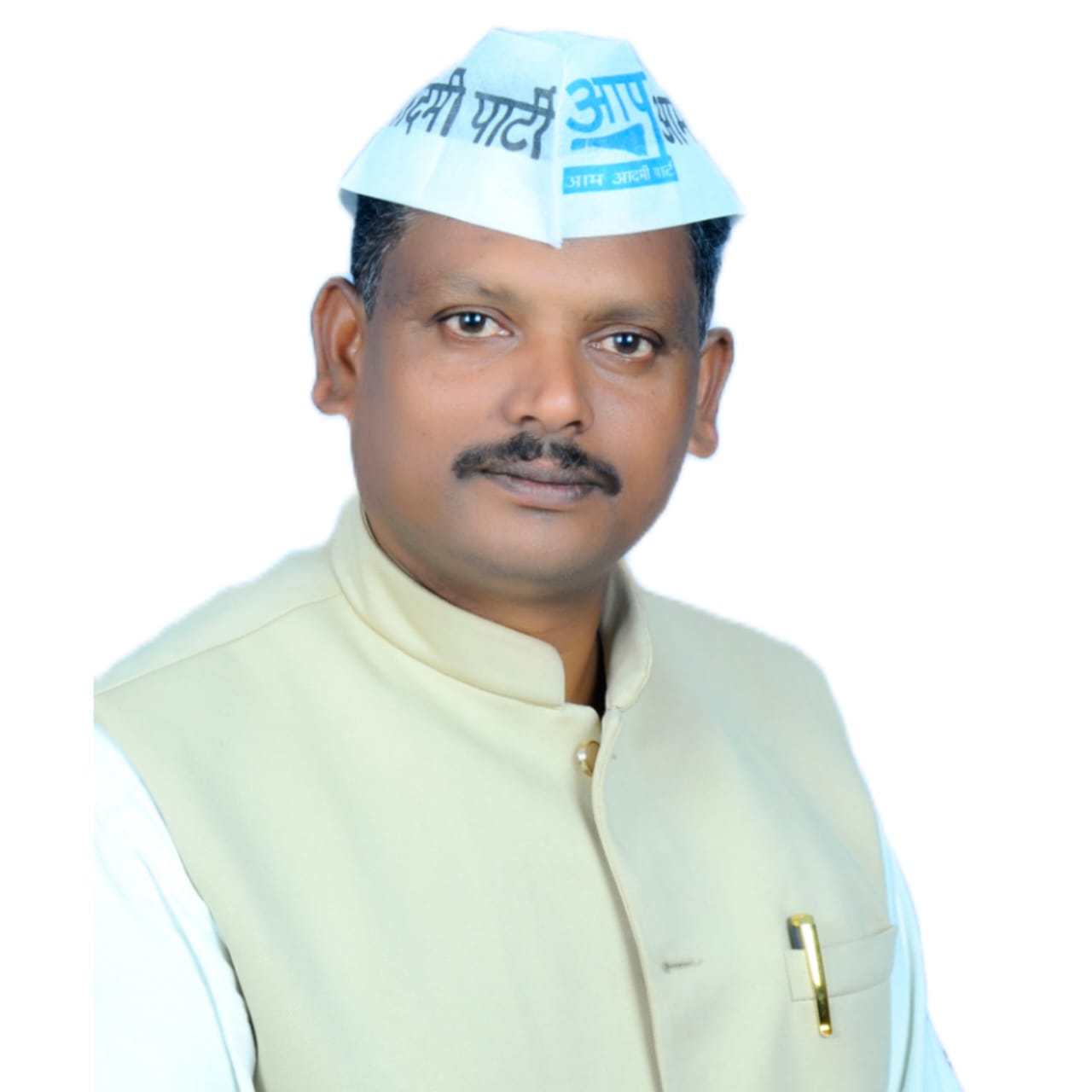 बदहाल सड़क पर फिर आंदोलन की चेतावनी